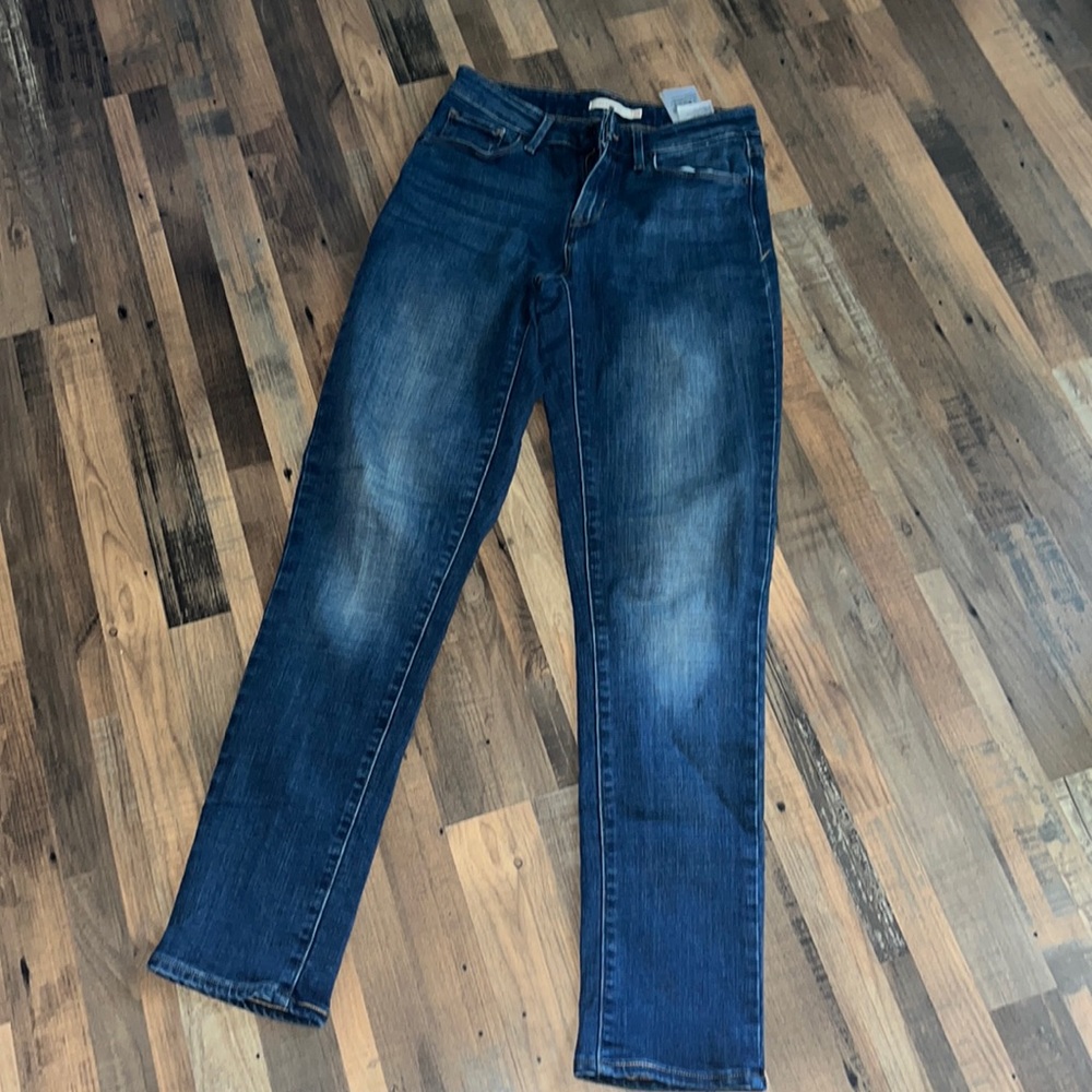Levi’s womens jeans